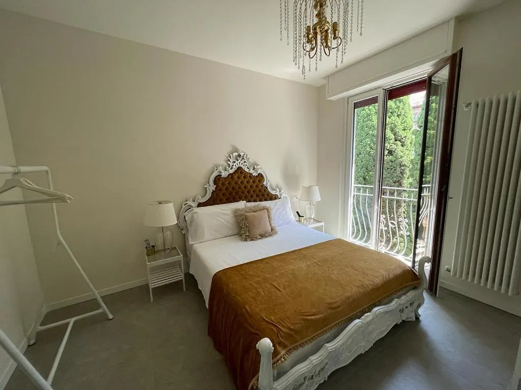 Prestige Sirmione Via Antiche Mura بيت ضيافة